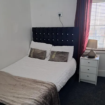 Southfield Konukevi Middlesbrough