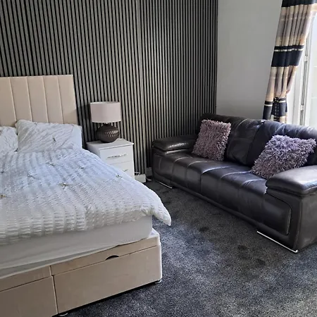 Southfield 3* Middlesbrough