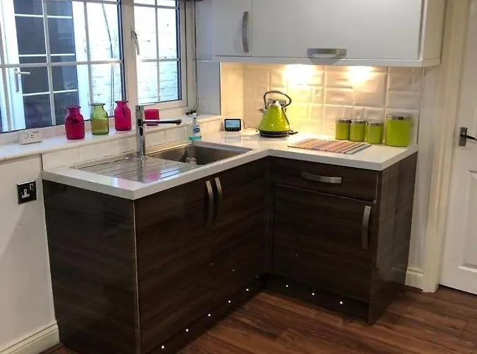 Southfield 招待所 3*